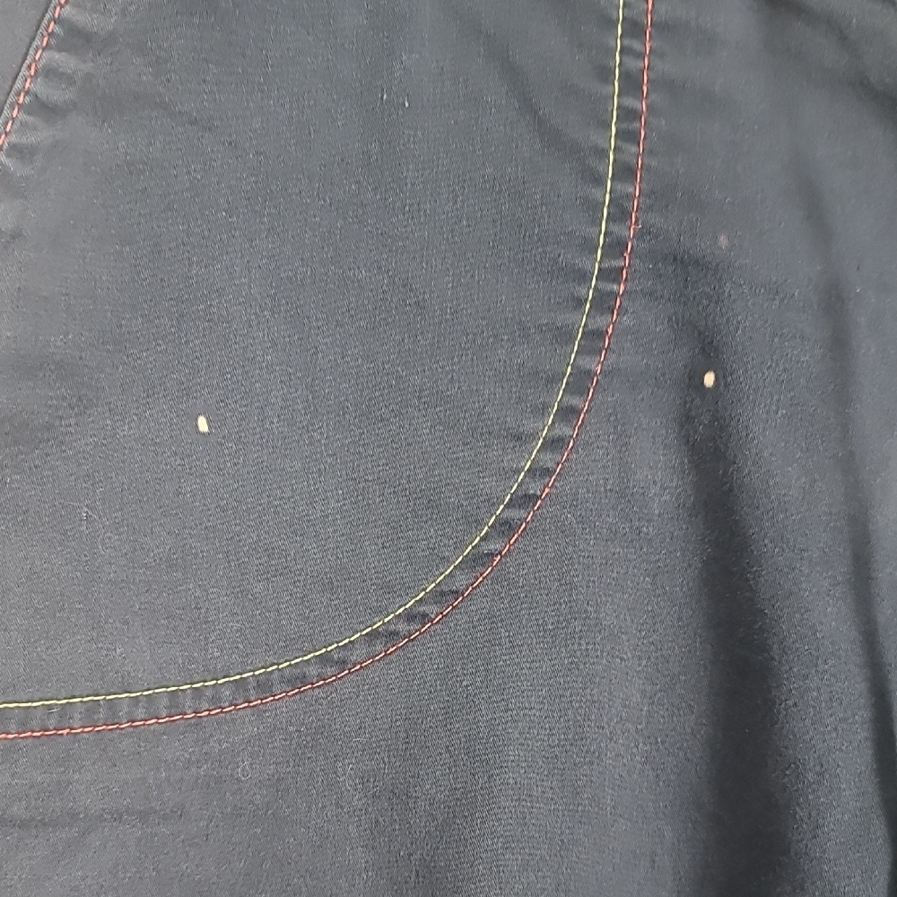 Nike Dark Blue Cropped Capri Pants with Red Stitching - Picture 2 of 8